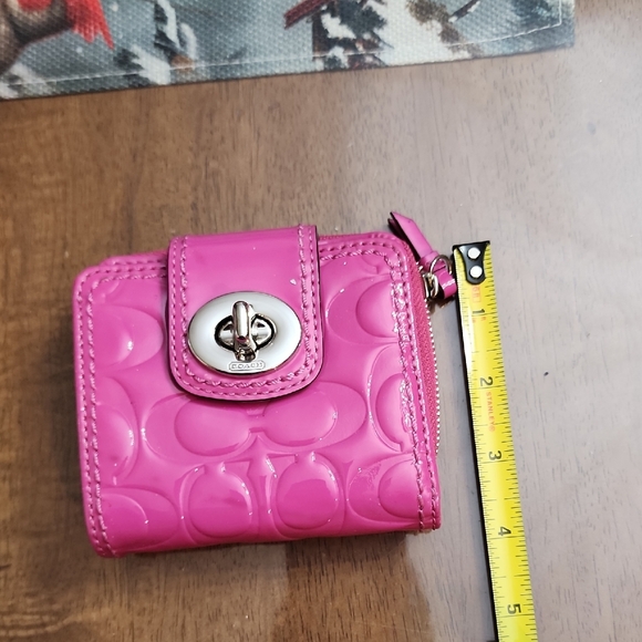 Coach Pink Patent Leather Wallet - Picture 4 of 12